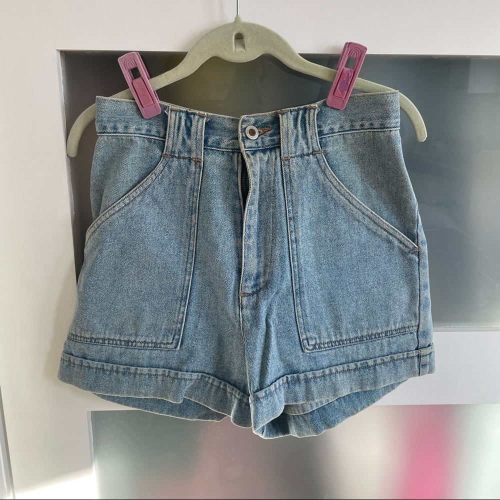 80s RARE VINTAGE HIGHWAISTED JEAN SHORTS